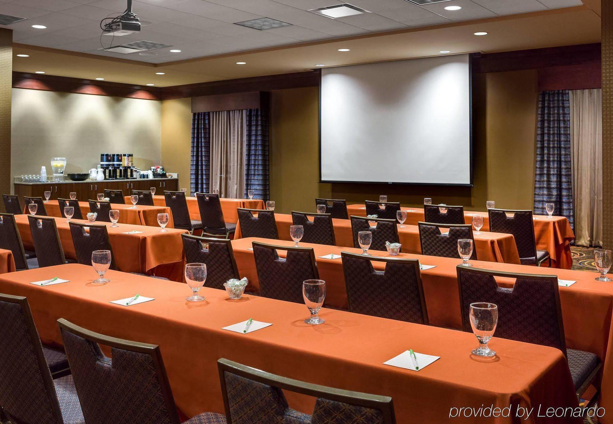 Courtyard By Marriott Columbia Hotel Exterior photo