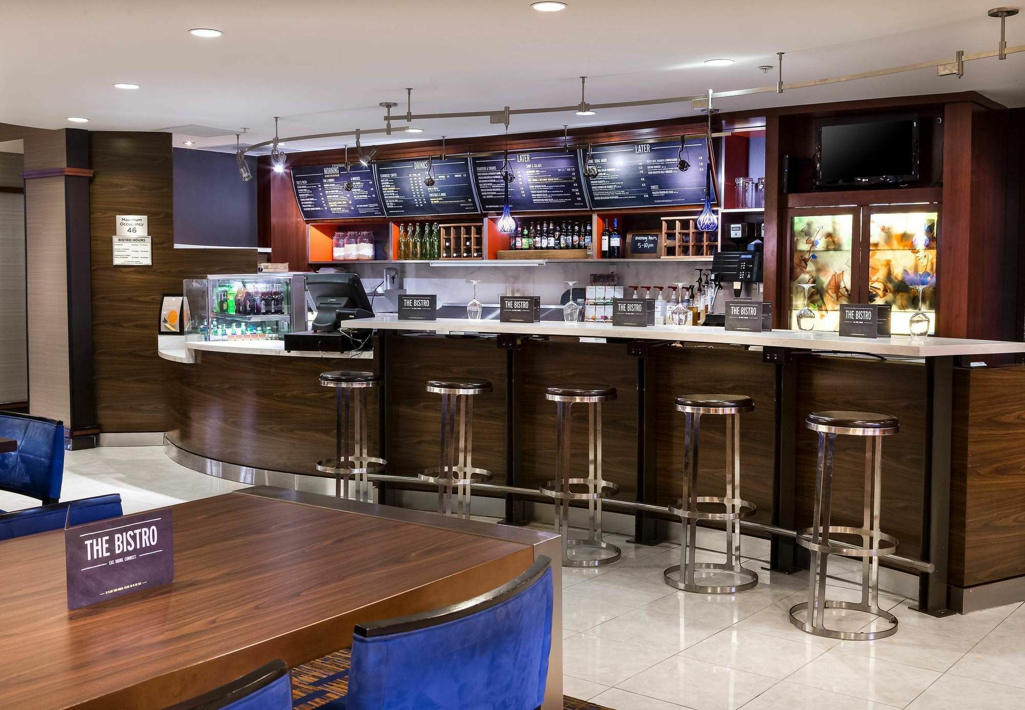 Courtyard By Marriott Columbia Hotel Exterior photo
